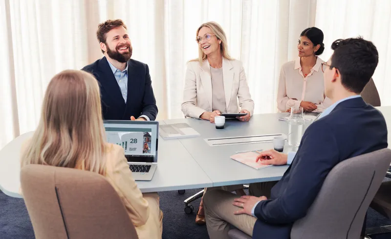 Formations en intelligence artificielle pour dirigeants de PME : le guide pour investir sans se faire vendre du rêve